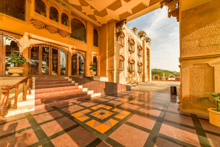 Public Area 2, Chokhi Dhani - The Palace Hotel, Jaisalmer