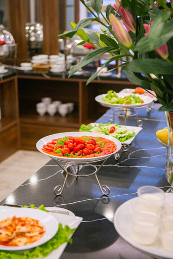 Food & Drinks 5, Western Skyline Hotel, Từ Liêm