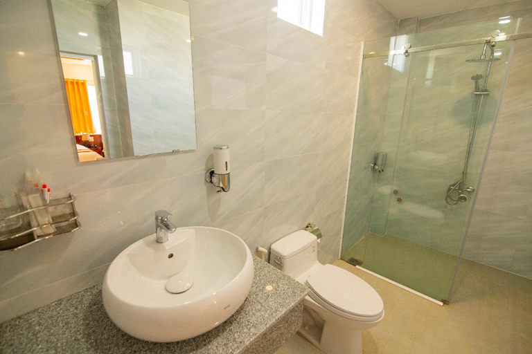 Bathroom 4, Green Hotel, Qui Nhơn