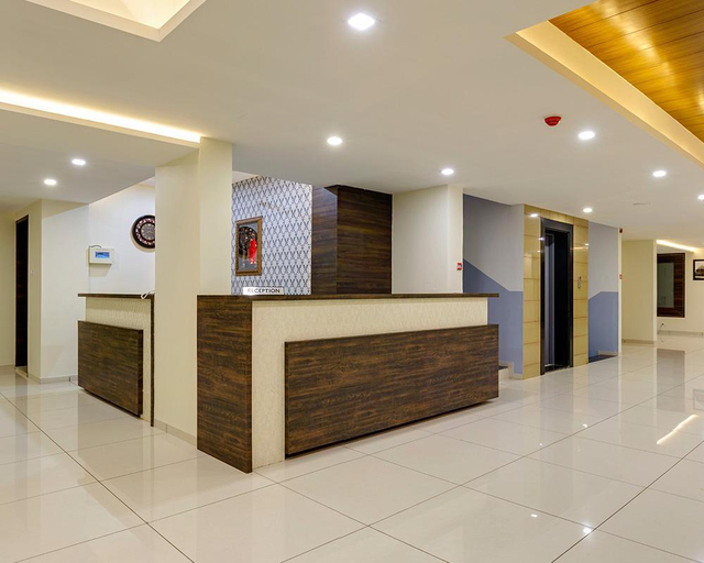 Public Area 3, Galaxy Inn, Kolhapur