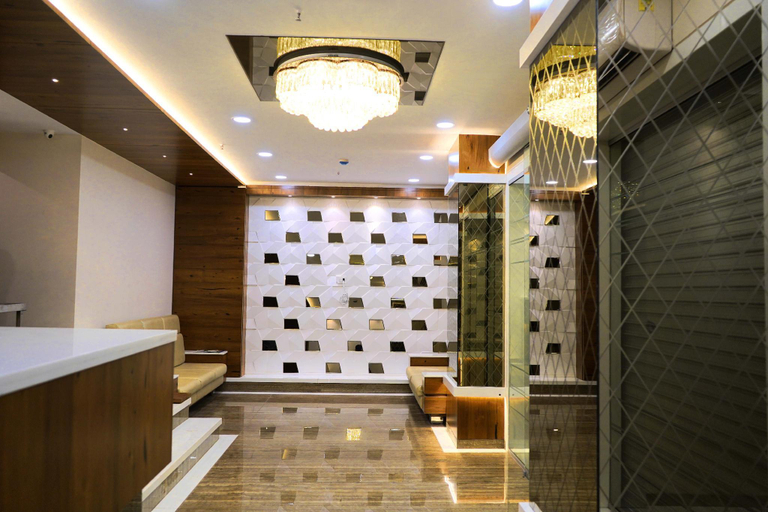 Bathroom 5, Hotel Royal Treat, Surat