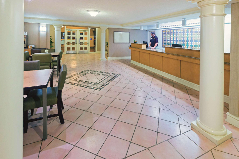 Public Area 2, Baymont by Wyndham Lubbock - Downtown Civic Center, Lubbock