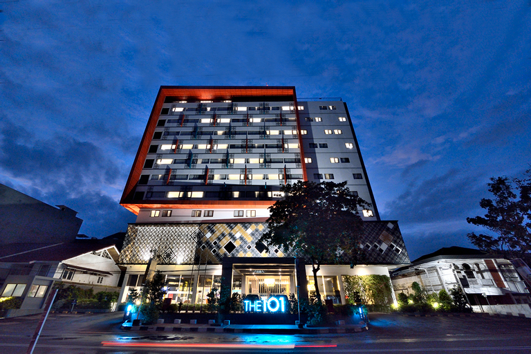 THE 1O1 Palembang Rajawali, Palembang