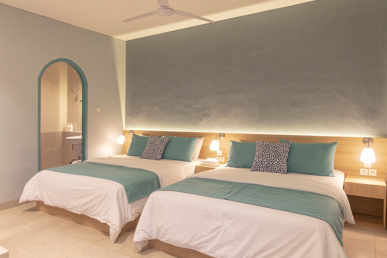 Bedroom 5, Villa Navi - When a butterfly sits on a flower, Bogor