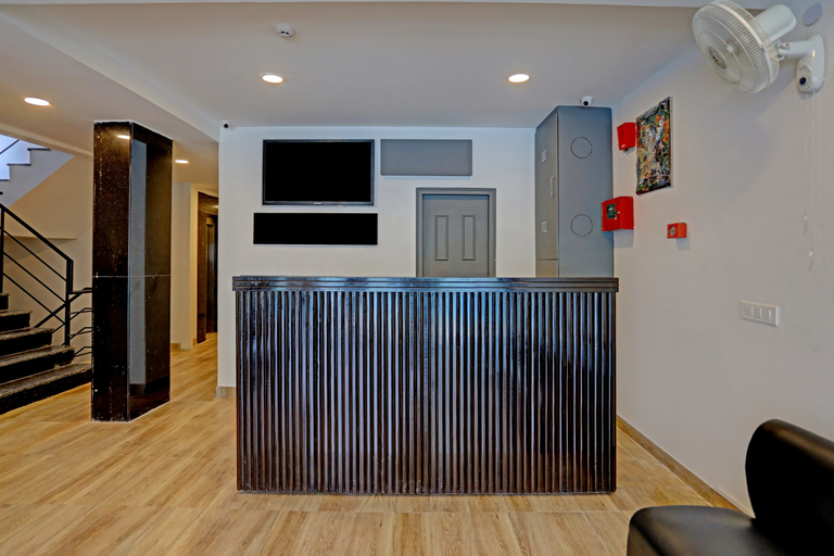 Public Area 2, OYO Townhouse 409 Brostay Meera Bagh, Delhi
