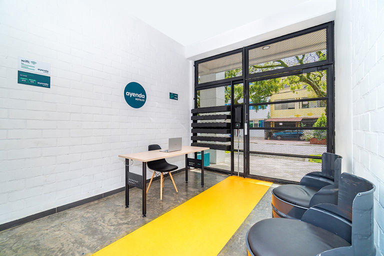 Public Area 2, Living Box, Santiago de Cali