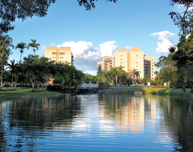 Others 5, Wyndham Palm Aire, Broward