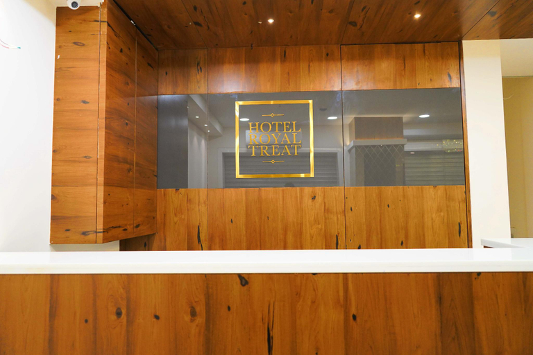 Public Area 3, Hotel Royal Treat, Surat