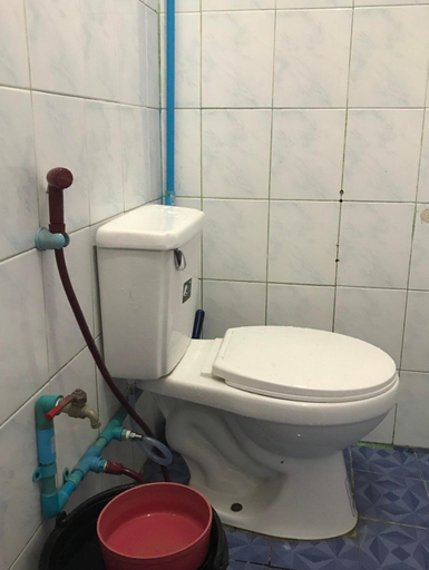 Bathroom, Lakeview Homestay - SharedRoom Private 1-6 Person, Muang Ratchaburi