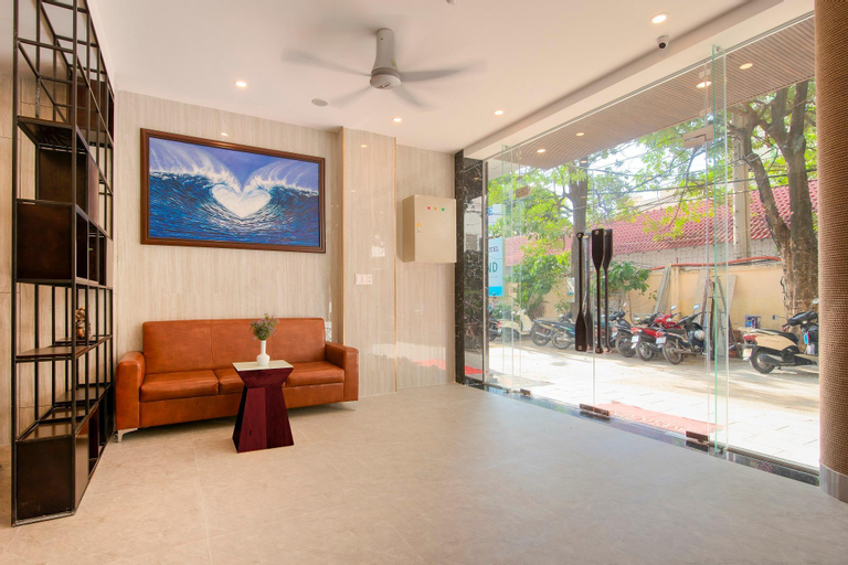 Public Area 28