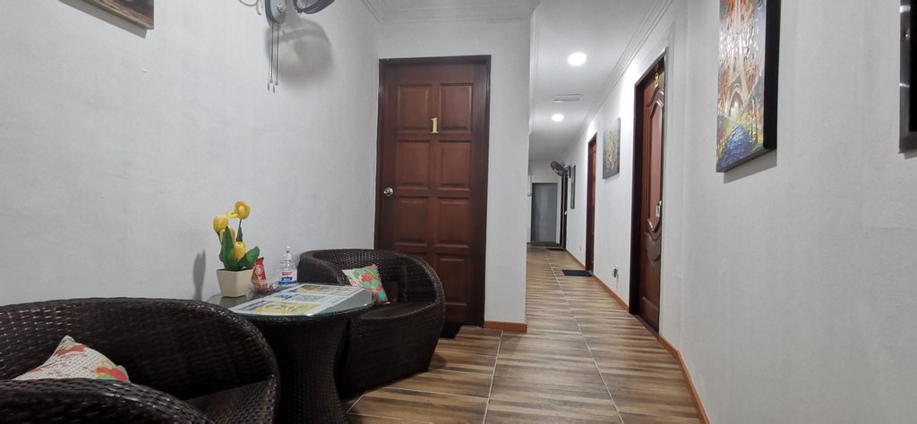 OYO Home 90372 Greybirds Hostel, Putatan