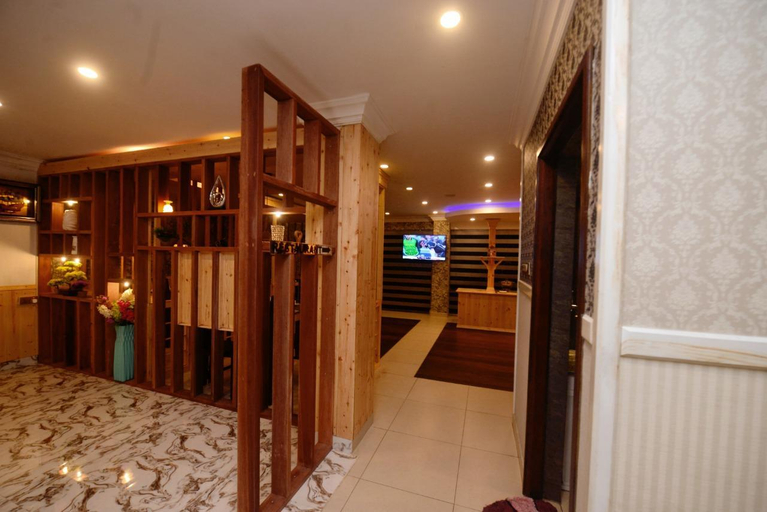 Food & Drinks 5, Galaxy Grand Hotel, Nuwara Eliya