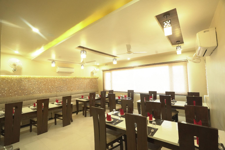 Food & Drinks 1, Hotel Maggo, Bharatpur