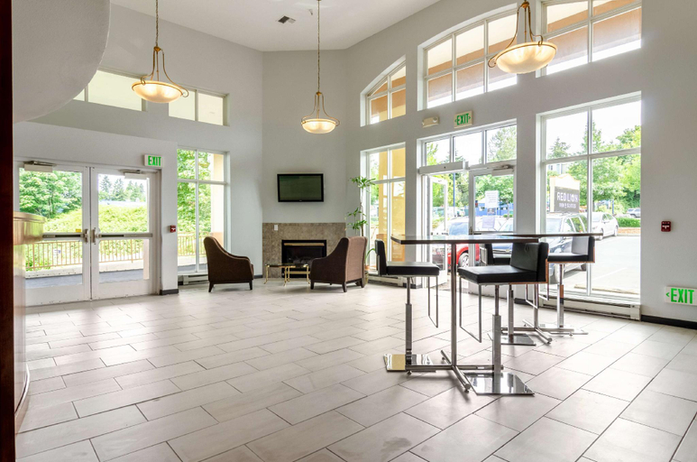 Public Area, Red Lion Inn & Suites Des Moines, King
