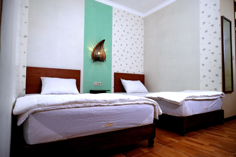 Bedroom 2, Bromo Cozy Homestay, Malang