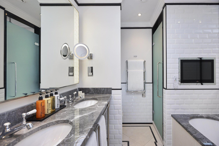 Bathroom 3, The Waldorf Hilton, London, London