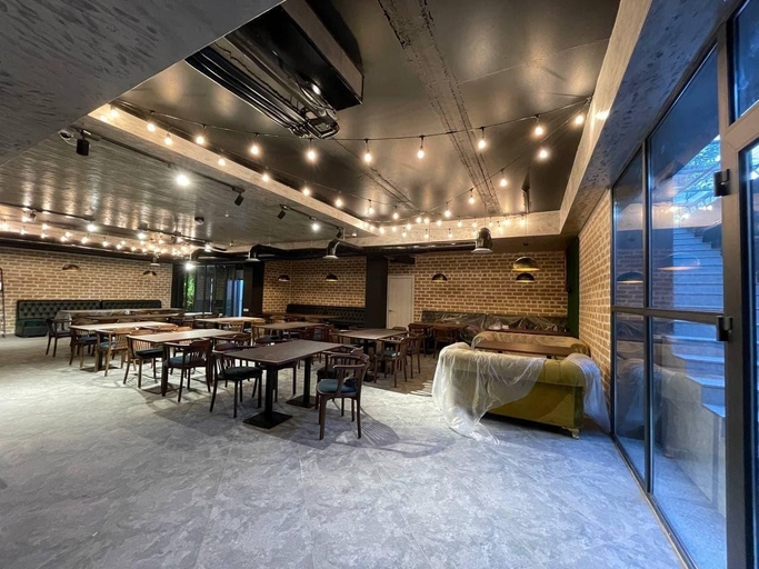 Food & Drinks 5, Alpha Plaza, Tashkent City