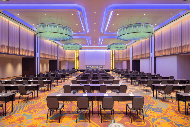 Business Facilities 4, Episode Gading Serpong, Tangerang