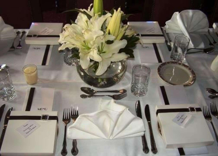 Food & Drinks 5, Quality Hotel Colonial Launceston, Launceston - Pt B