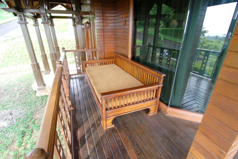 Exterior & Views 5, Villa ChavaMinerva Kayu Ciater Highland Resort, Subang