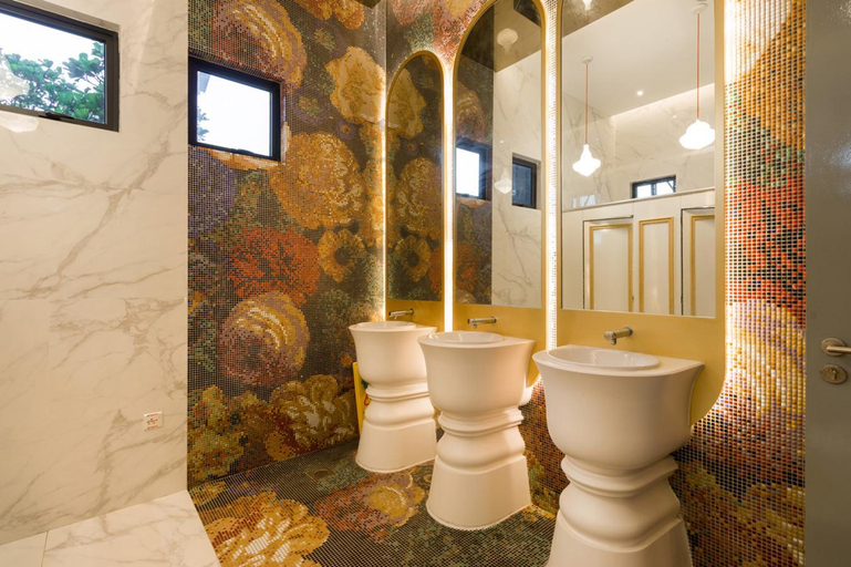 Bathroom 5, Arte Mont Kiara, Kuala Lumpur