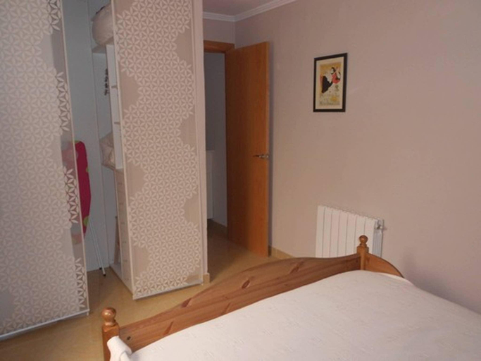 Bedroom 2, Cozy Apartment Near The Beach, Barcelona