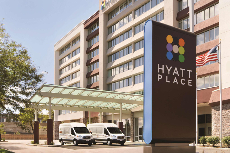 Exterior & Views 2, Hyatt Place Chicago/O'Hare Airport, Cook