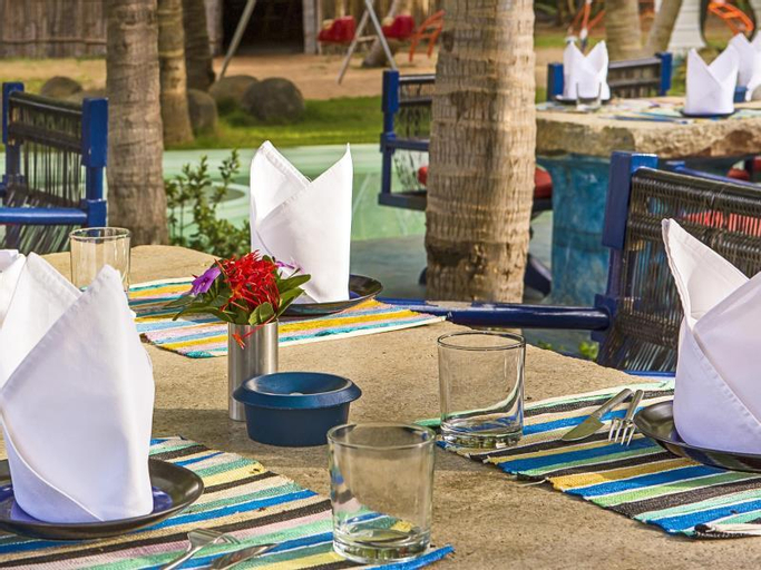 Food & Drinks 5, The Dune Eco Beach Village and Spa, Viluppuram