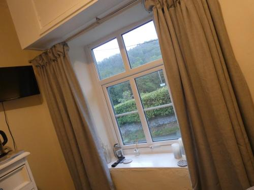 Others 2, The Farmers Arms, Cwmdu, Powys