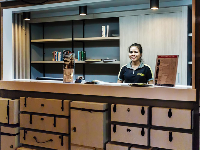 Public Area 3, iSanook Hostel Bangkok, Bang Rak