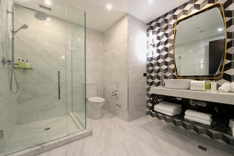 Bathroom 3, Swiss-Belhotel Napier, Napier