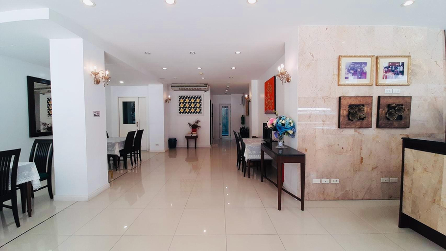 Public Area 4, City Plaza Nana Hotel, Wattana