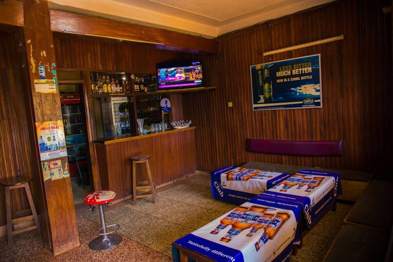 Others 3, Bellevue Hotel, Jinja