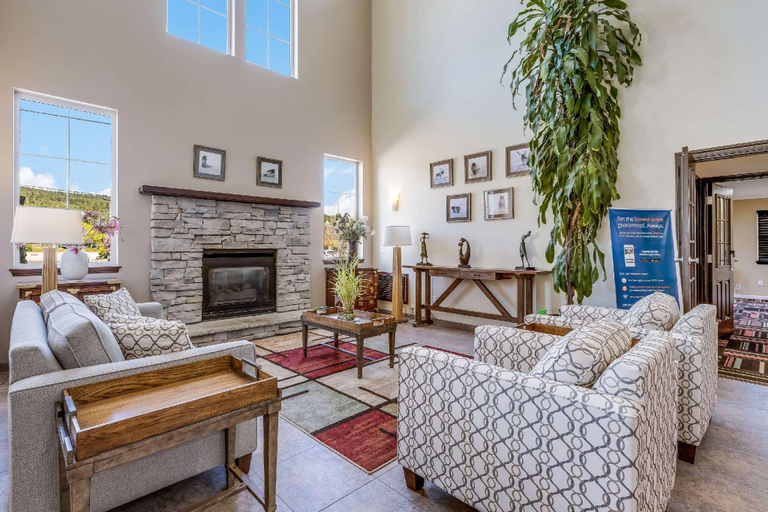 Public Area 2, Quality Inn Cle Elum-Ellensburg, Kittitas