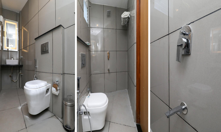 Bathroom 4, Treebo Apple Villa, Bangalore