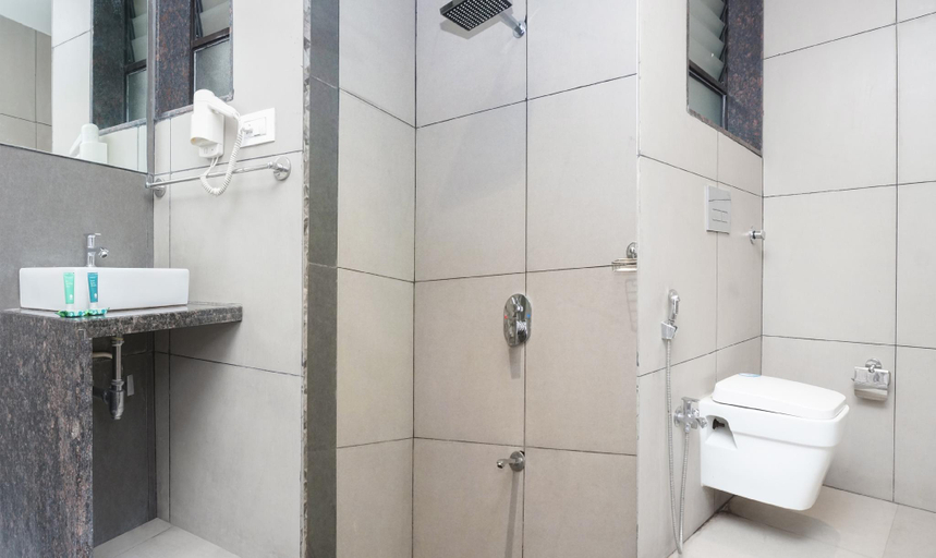 Bathroom 3, Treebo Trend Shri Vitthal Mangalam, Satara