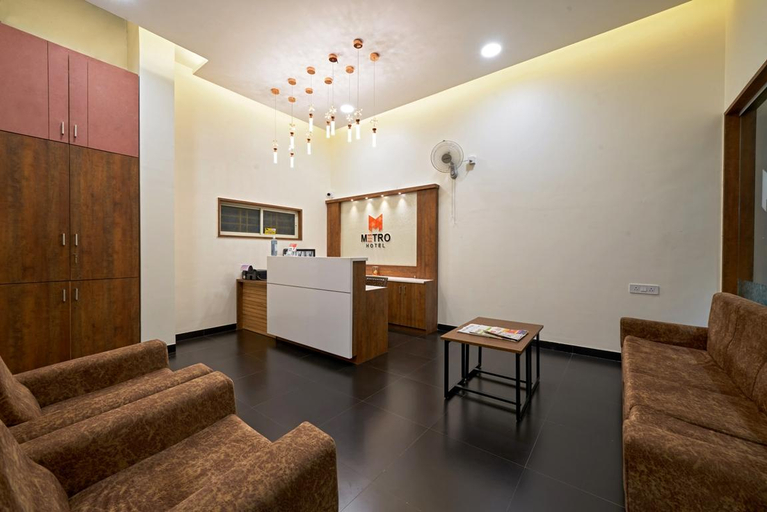 Others 3, Metro Hotel, Kolhapur