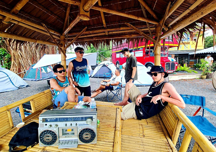 Food & Drinks 2, PD London Bus Retro Village, Port Dickson