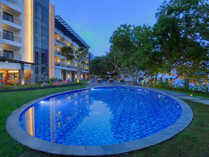 Sport & Beauty 2, Aston Anyer Beach Hotel, Serang