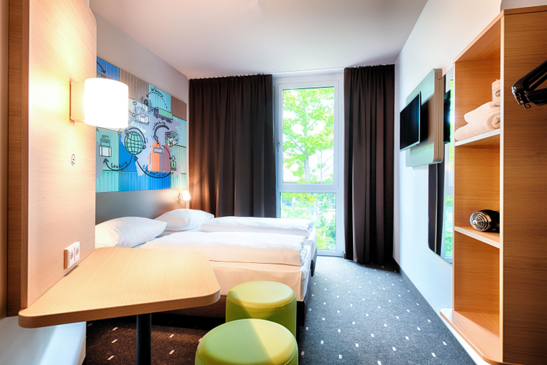 Bedroom 3, B&B Hotel Stuttgart-Neckarhafen, Stuttgart