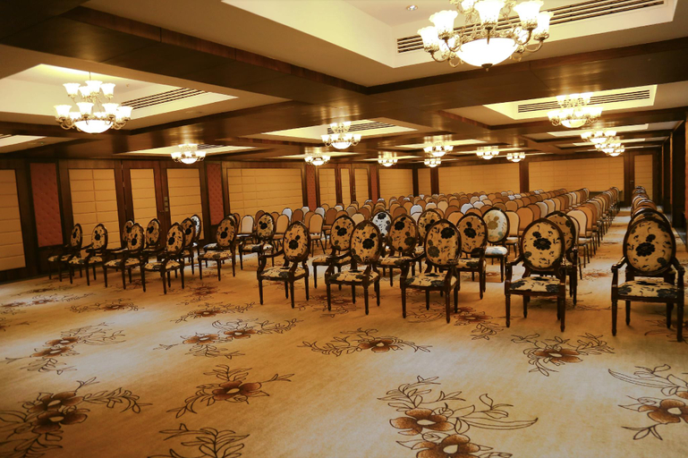Others 4, Hotel Hills, Krishnagiri