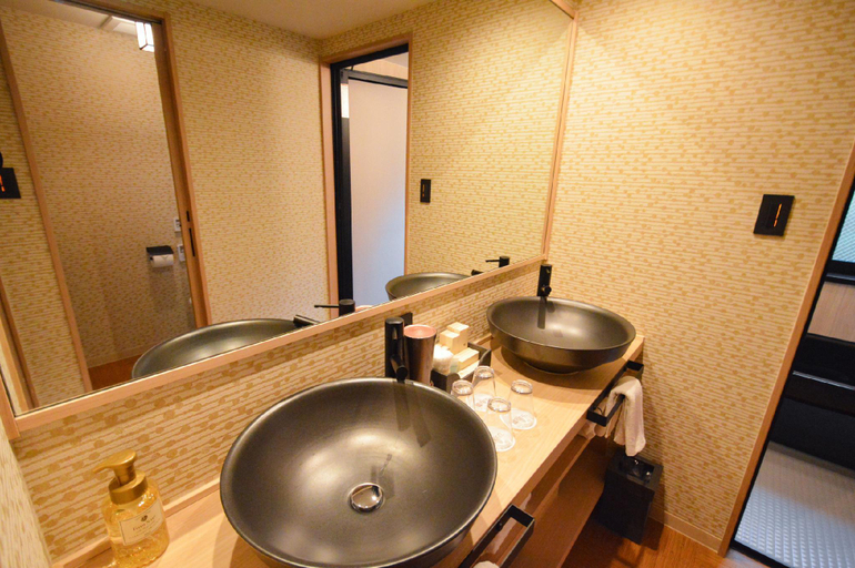 Bathroom 4, Rinn Gion Yasaka, Kyoto