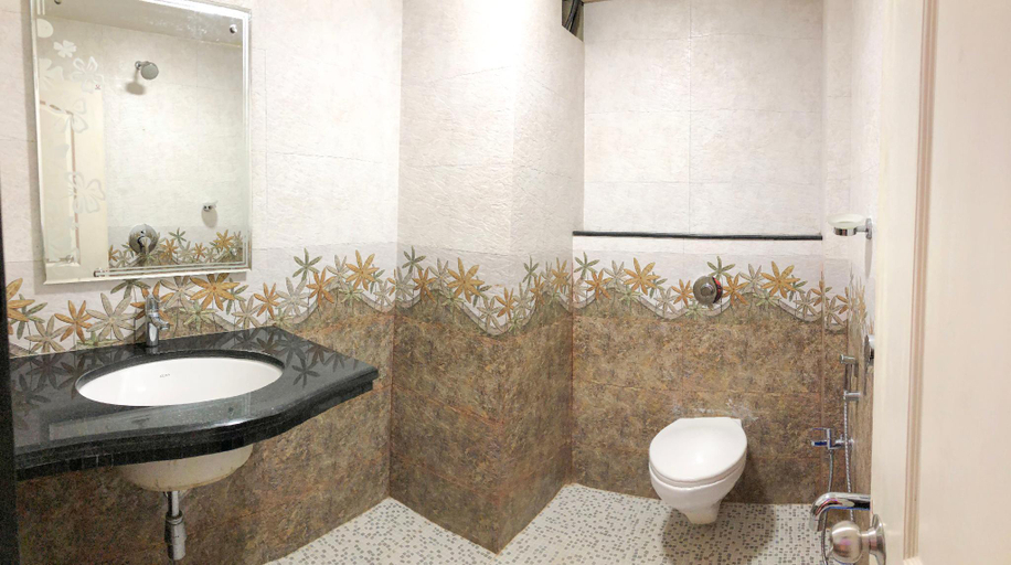 Bathroom 4, casa salvador, North Goa