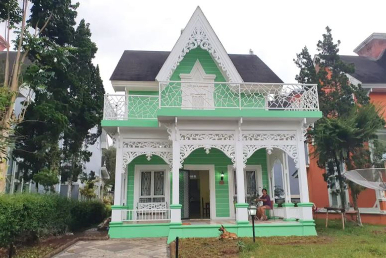 Villa Kota Bunga Puncak Green Philasophy 2-BR, Bogor