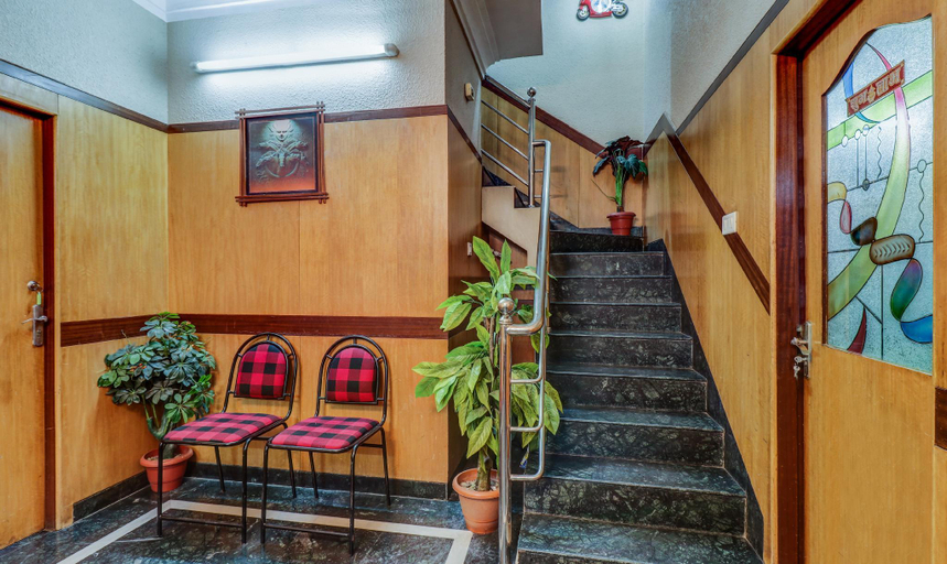 Public Area 3, Itsy Hotels Shree Comforts, Bangalore