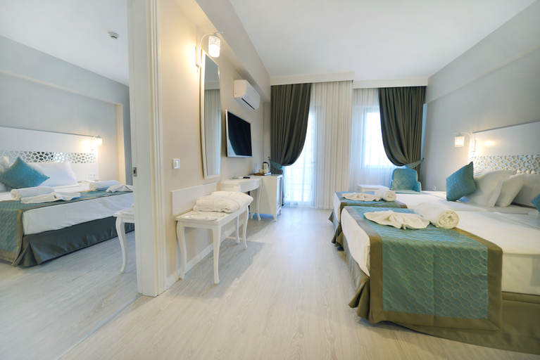 Bedroom 3, Adempira Termal Spa Hotel, Akköy