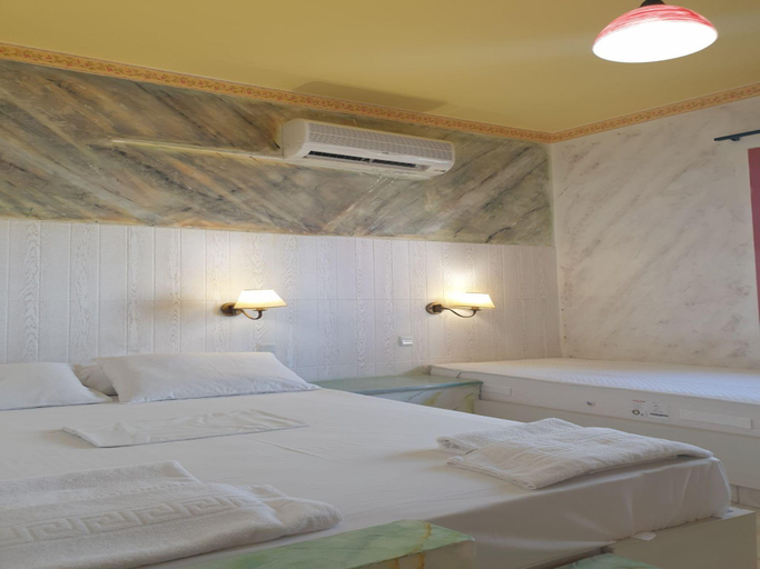 Bedroom 2, Sea View Room on Half Board basis, Crete