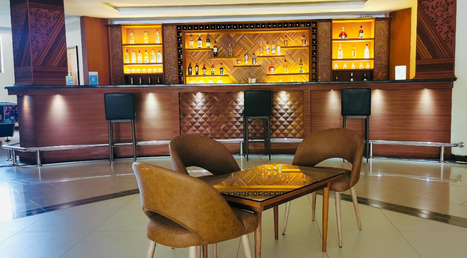 Food & Drinks 2, Kampala Nile Resort, Mukono