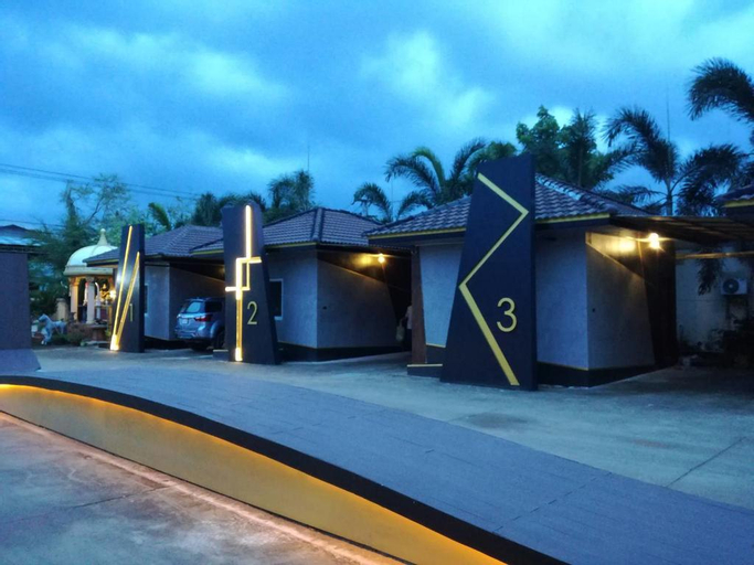 Public Area 28