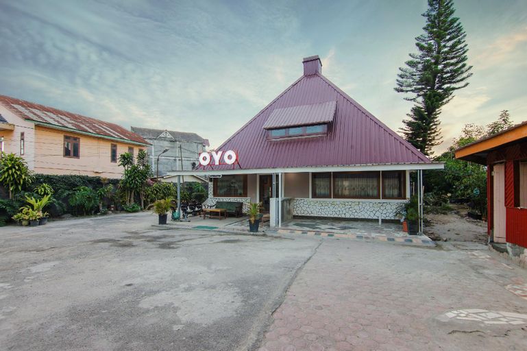 OYO 799 Hotel Dieng, Karo
